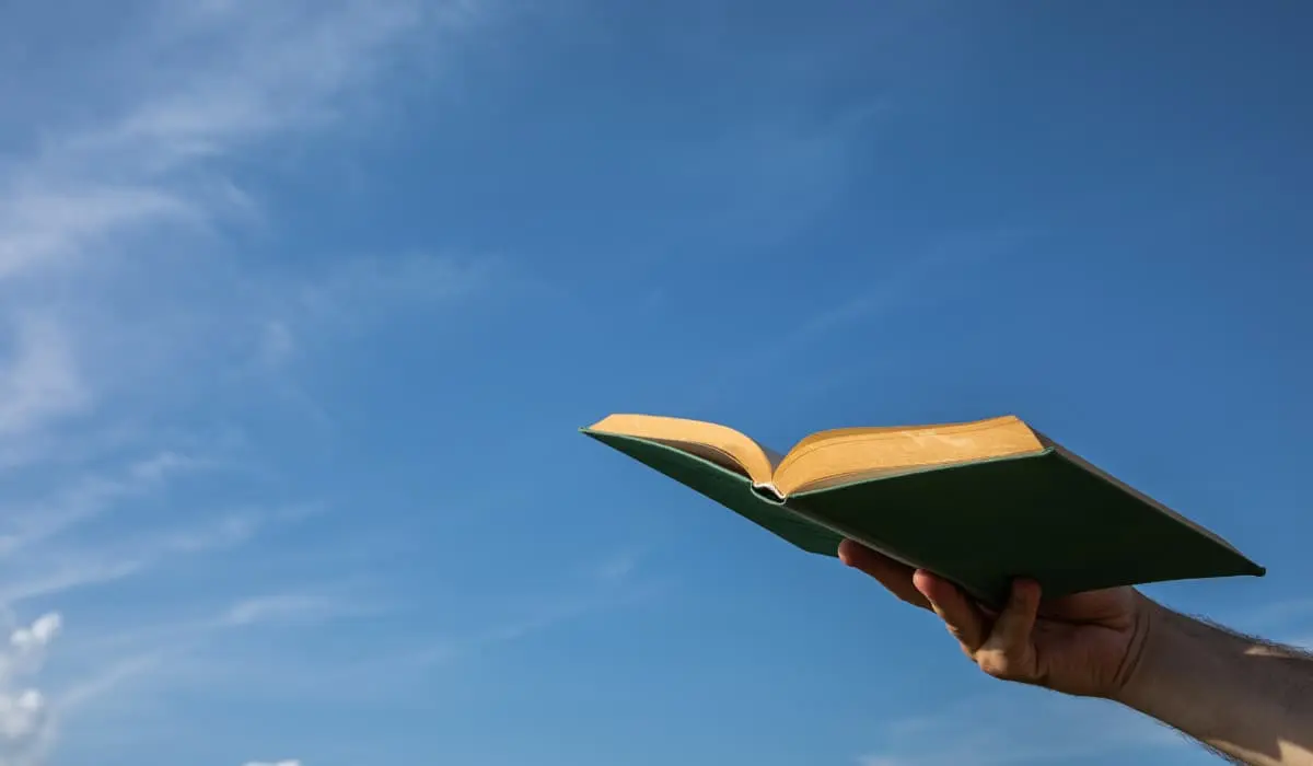 Best Books For Lawyers To Read In 2023: Career & Personal Growth